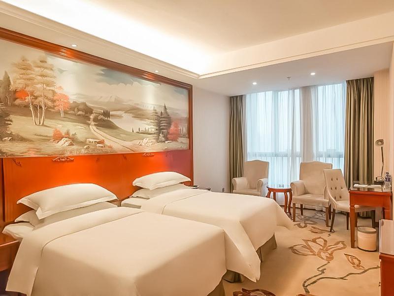 Vienna Hotel Jian People Square Ji'an  Eksteriør bilde